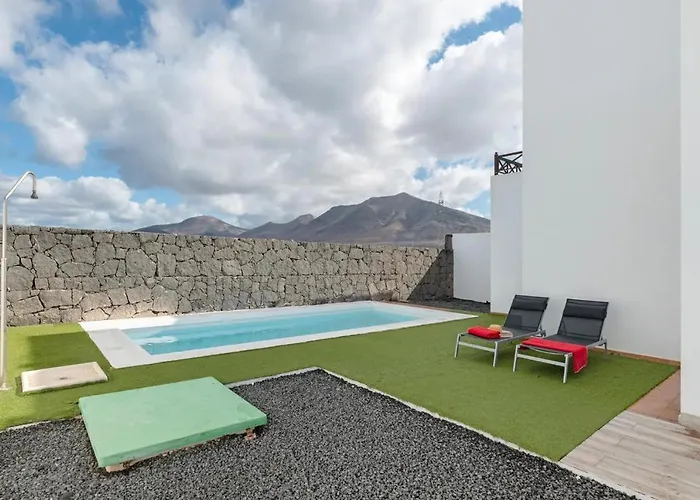 Luxury Lanzarote بلايا بلانكا