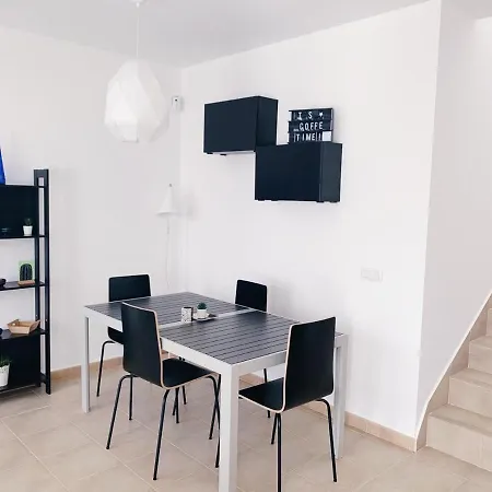 Luxury Lanzarote فيلة بلايا بلانكا