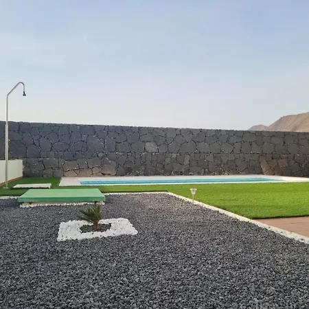 Luxury Lanzarote فيلة *