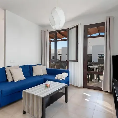 Luxury Lanzarote فيلة